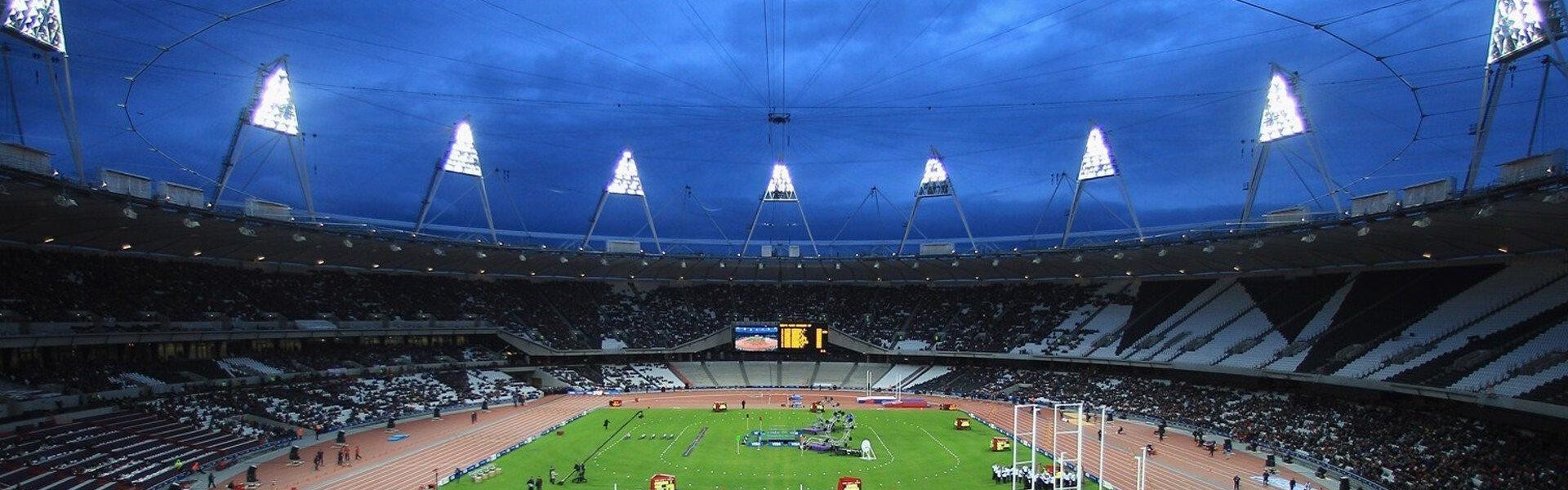 尤文图斯险胜后阿莱格里反思，上半场控球需提升，避免强行进攻