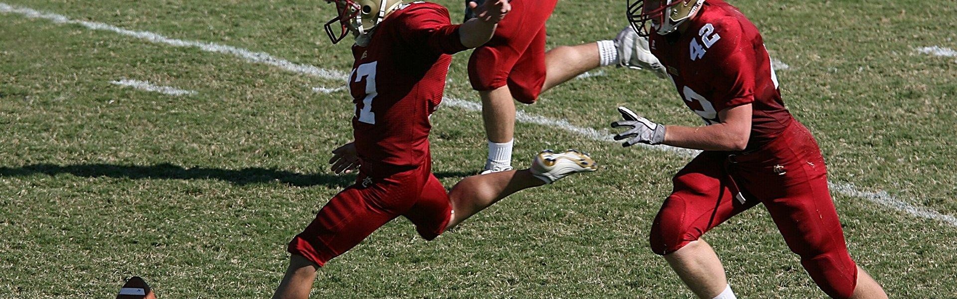 37岁马塞洛绿茵再舞魔法！背身脚后跟穿裆过人引爆全场，传奇不老诠释足球之美