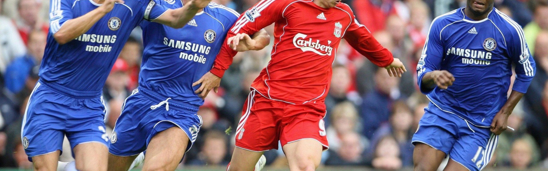 央视重磅转播英超巅峰对决，曼城强势出击，黑马厮杀搅动欧冠席位格局