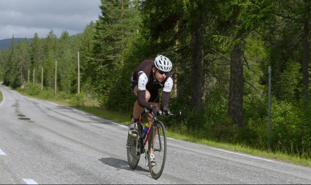 德雷森展望拜仁新篇章，对帕瓦尔续约信心十足，力挺孔帕尼引领天才中场成长