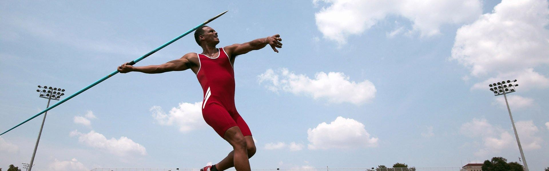 阿奇-格雷展望欧冠对决，巴黎是顶级标杆，利兹联为学习而战