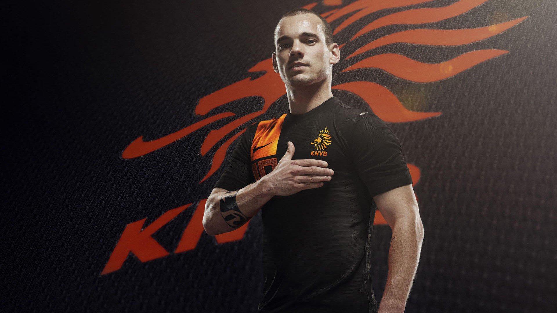 波兰国门坦言无缘客战切尔西成生涯至暗时刻，坚韧回应铸就新生